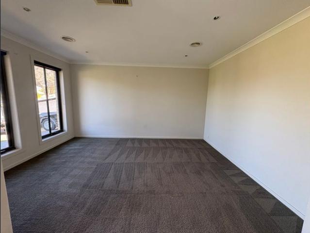 Spacious Home with 3 x Living Areas!