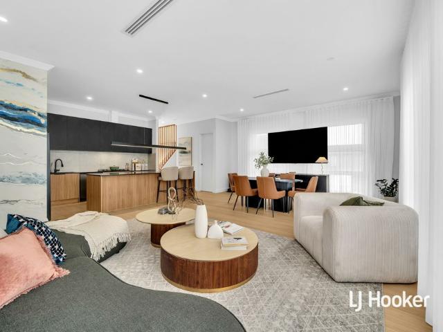 Spacious Home with Contemporary Living!