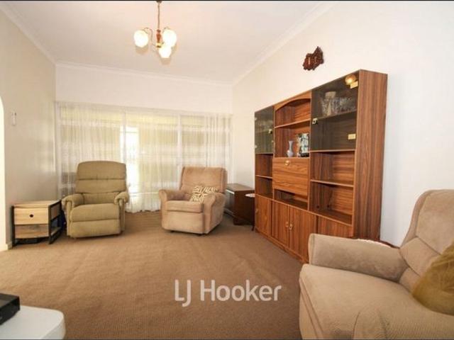 Spacious Home with Large Workshop in Prime South Bunbury Location