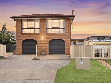 Spacious Home with Multi Generational Living