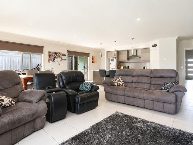 Spacious Home with Multiple Living Areas