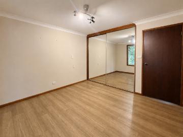 Spacious Home With Sunroom And Fully Fenced Yard