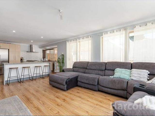Spacious Home with Room for the Whole Family