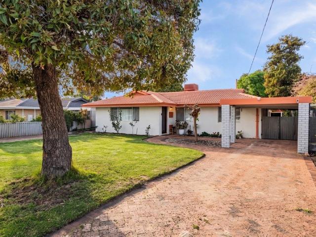 Spacious Home with Two Kitchens on a Generous 683sqm Block