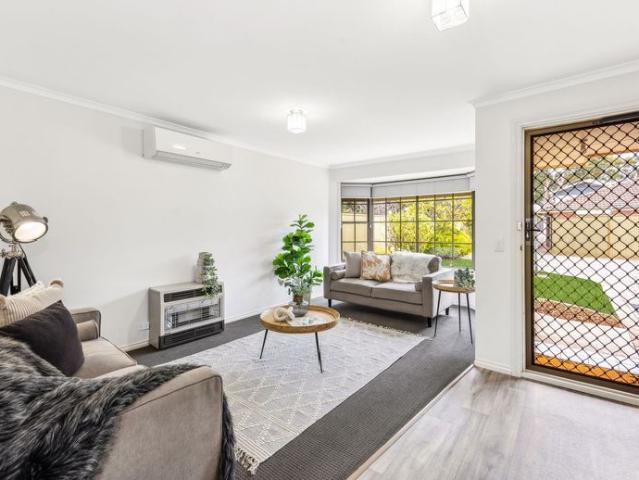 Spacious Homette with the best of Warradale at your Door