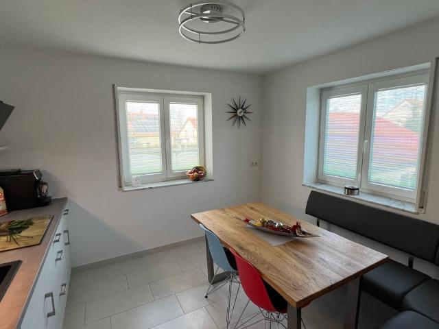 Spacious Holiday Apartment in Dresden Altfranken – Quiet Location and Perfect Connections, Dresden Amsterdam Apartments for Rent