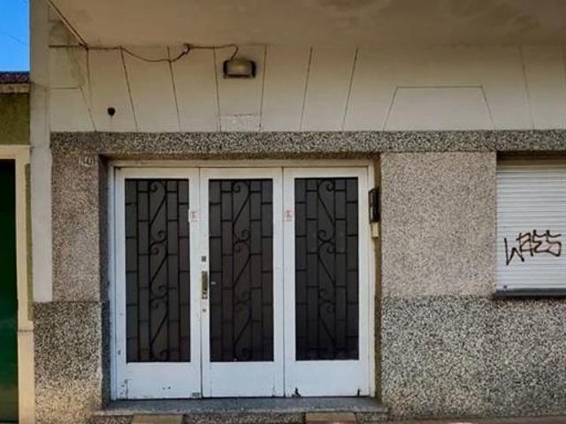 Spacious house on the top floor, has garage on the ground floor with direct imperial entrance