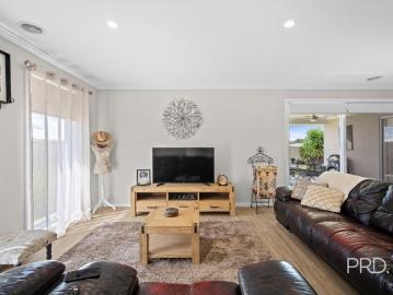 Spacious, House Sized Villa in a Boutique Complex of Two