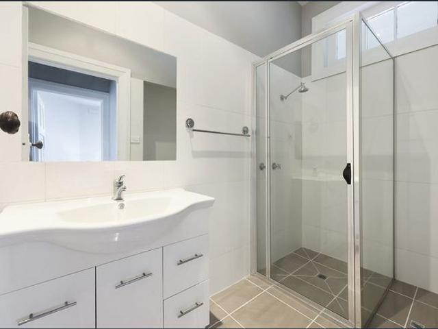 Spacious Inner Town Apartment Living