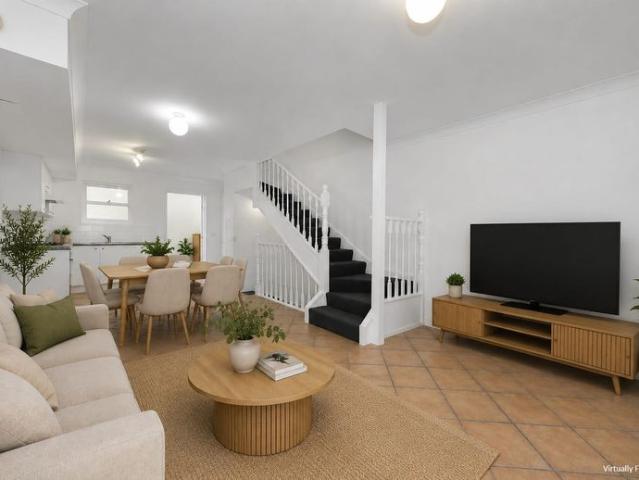 Spacious Inner City Home with Parking
