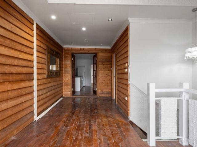 Spacious Inner City Living!