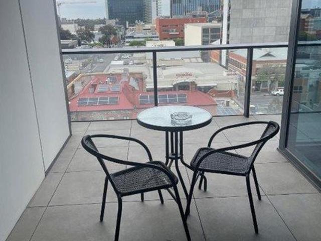 Spacious Inner City Living with Balcony & Pool Adelaide CBD 1 Bed | 1 Bath | Sleeps 2 | 64m²