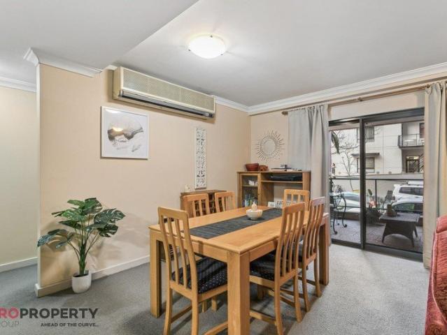 Spacious Inner City Living Moments from Kings Park & the CBD