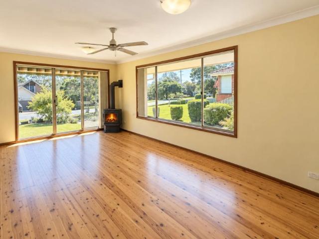 Spacious & Inviting Home in a Quiet Setting!