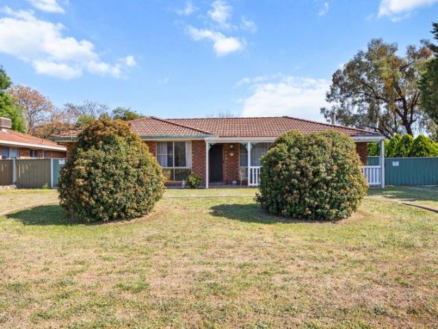 Spacious Kootingal Home on Approx. 905m²