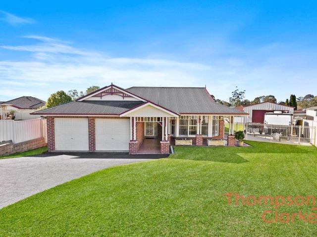 Spacious Largs Living with Pool, Shed & Family Comfort