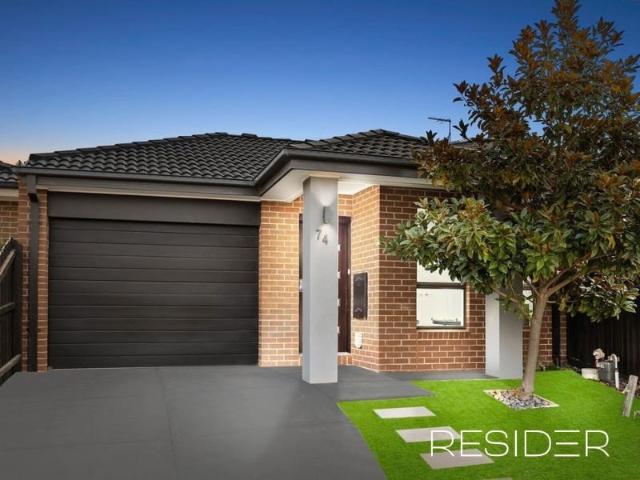 Spacious Layout & Low Maintenance Lifestyle!