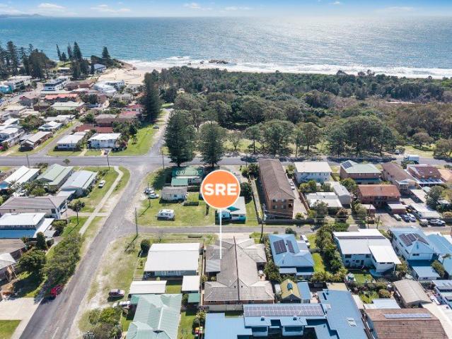 Spacious, Level Home in Amazing Location