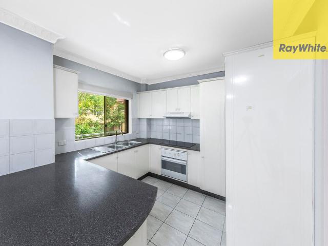Spacious & Light Filled Apartment in a Prime Parramatta Location