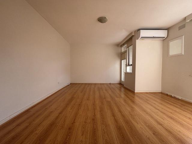 Spacious, Light Filled First Floor Apartment in the Heart of Travancore