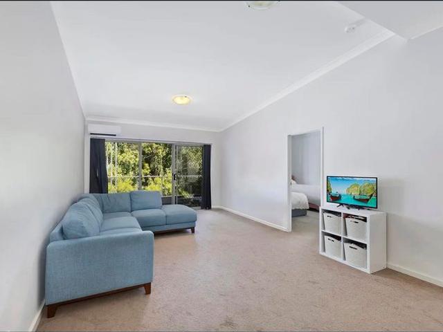 SPACIOUS, LIGHT FILLED LIVING IN A QUIET AND CONVENIENT LOCATION