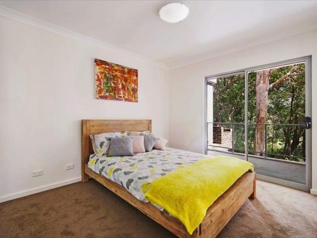 SPACIOUS, LIGHT FILLED LIVING IN A QUIET AND CONVENIENT LOCATION