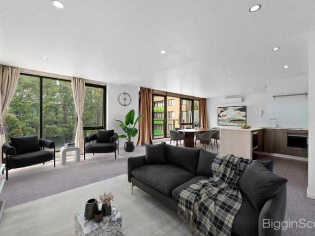 Spacious Light filled Townhouse in Highly Desirable Location