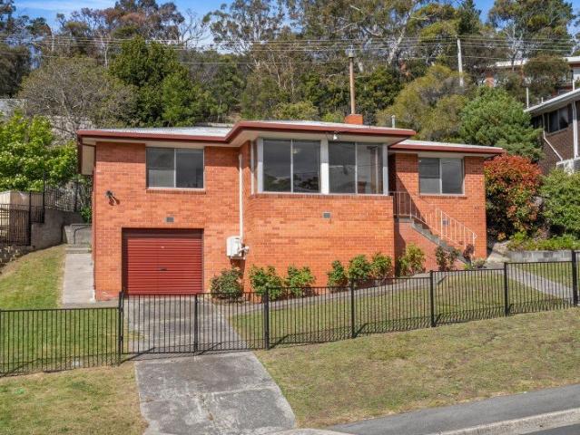 Spacious & Light Filled Three Bedroom Home in West Moonah