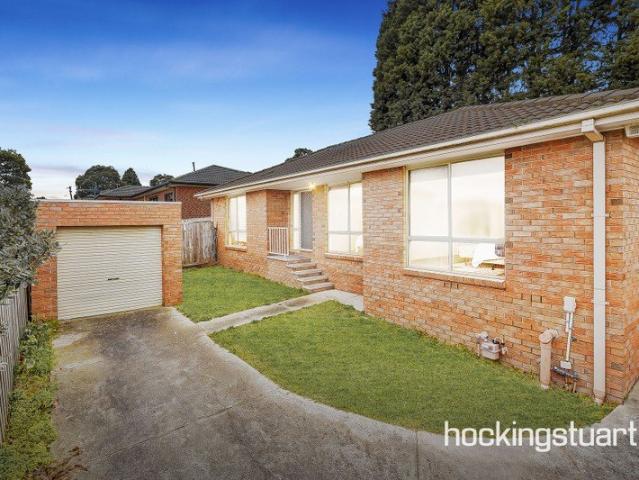 Spacious Living, Generous Bedrooms & a Wrap Around Yard