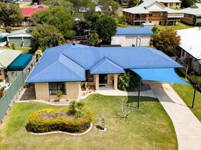 Spacious Living, Great Outdoor Entertaining & a Three Bay Shed