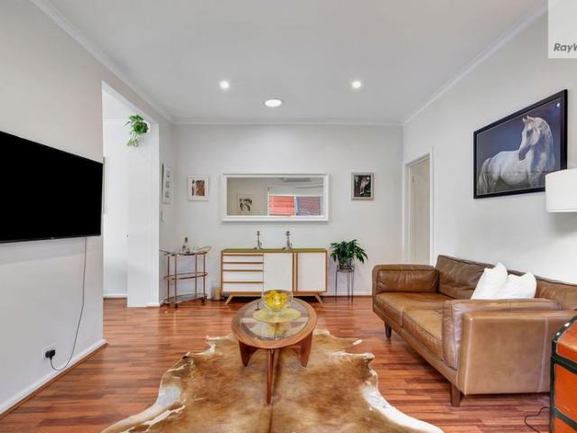 Spacious Living & Entertaining