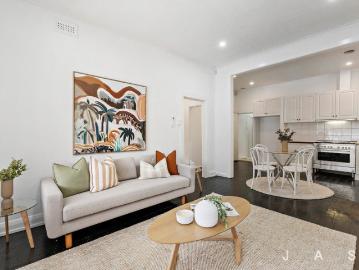 Spacious Living In A Central Location