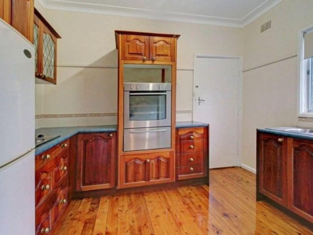 Spacious Living in a Leafy Mangerton Setting