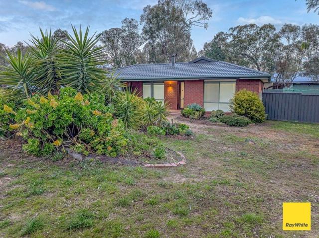 Spacious Living in a Peaceful Heathcote Setting