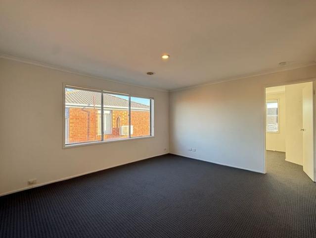 Spacious Living in a Prime Bulleen Location