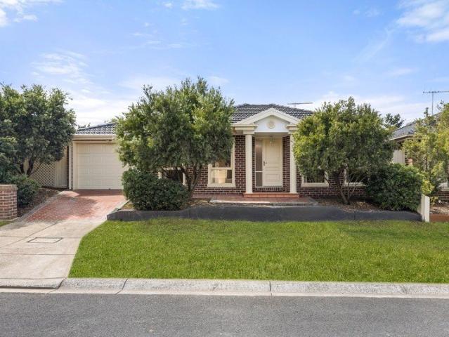 Spacious Living in a Prime Sydenham Location!