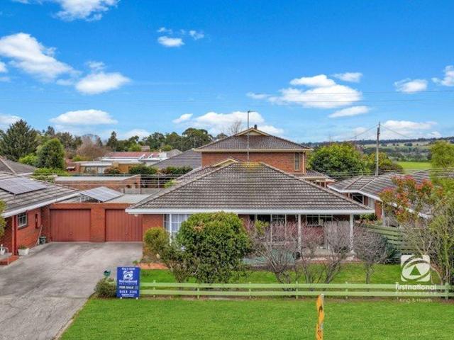 SPACIOUS LIVING IN A SOUGHT AFTER LOCATION