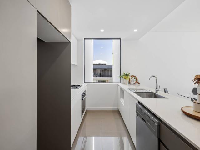 Spacious Living in the Heart of Mascot