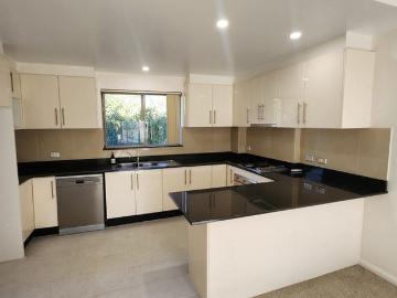 Spacious Living in the Heart of Castle Hill