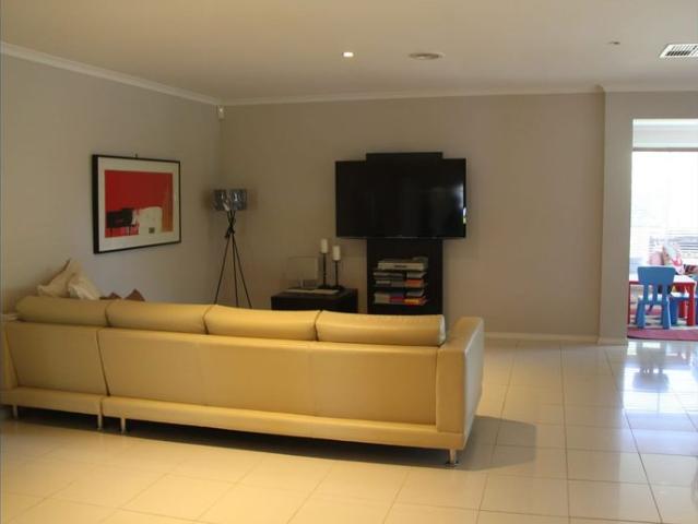 Spacious Living in the Sought After Lincoln Heath Estate! APPLICATIONS OPEN!