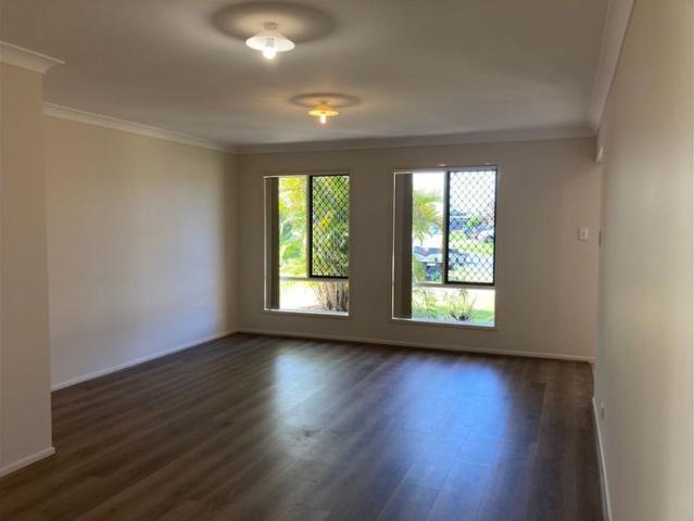 Spacious Living on a Generous 718sqm Block