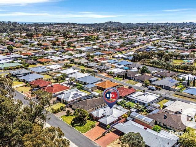Spacious Living Opposite Tuart Forest