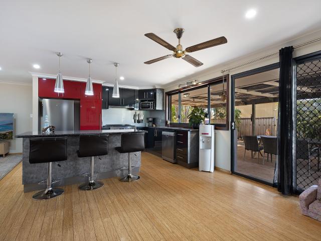 Spacious Living & Outdoor Oasis in Millars Well