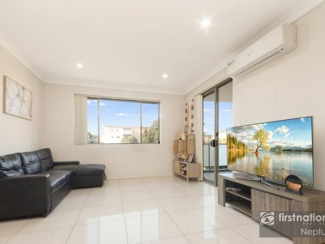 SPACIOUS LIVING, PRACTICAL LAYOUT, AND AN UNBEATABLE LOCATION. IF YOU ARE LOOKING FOR A QUALITY PROPERTY, YOUR SEARCH ENDS HERE!