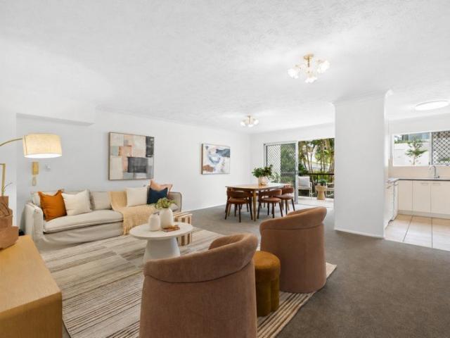 Spacious Living with Mt Coot tha Views in the Heart of Taringa