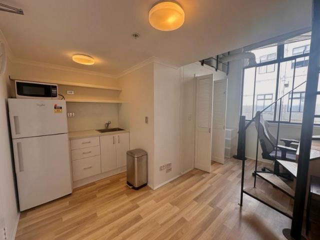 Spacious Loft at the Heart of Educational Sector