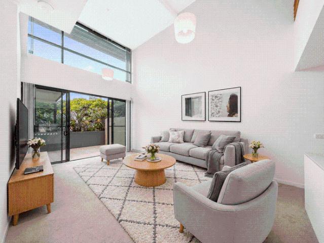 Spacious Loft Style Apartment in the Heart of Redcliffe!