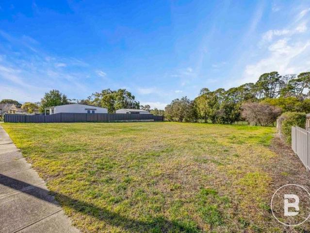 Spacious Lot with Ample Opportunity