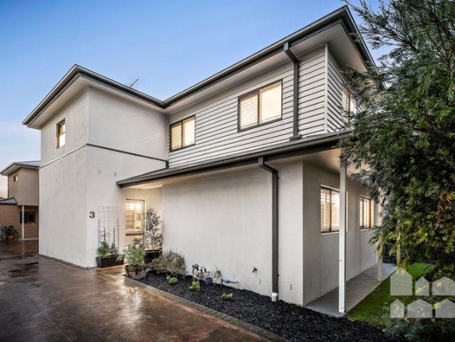 Spacious, low maintenance family living less than 10km from the CBD!