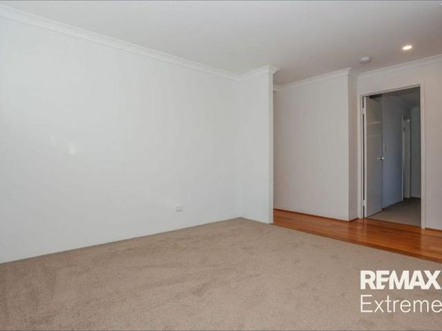 SPACIOUS, LOW MAINTENANCE LIVING IN A CONVENIENT BUTLER LOCATION!